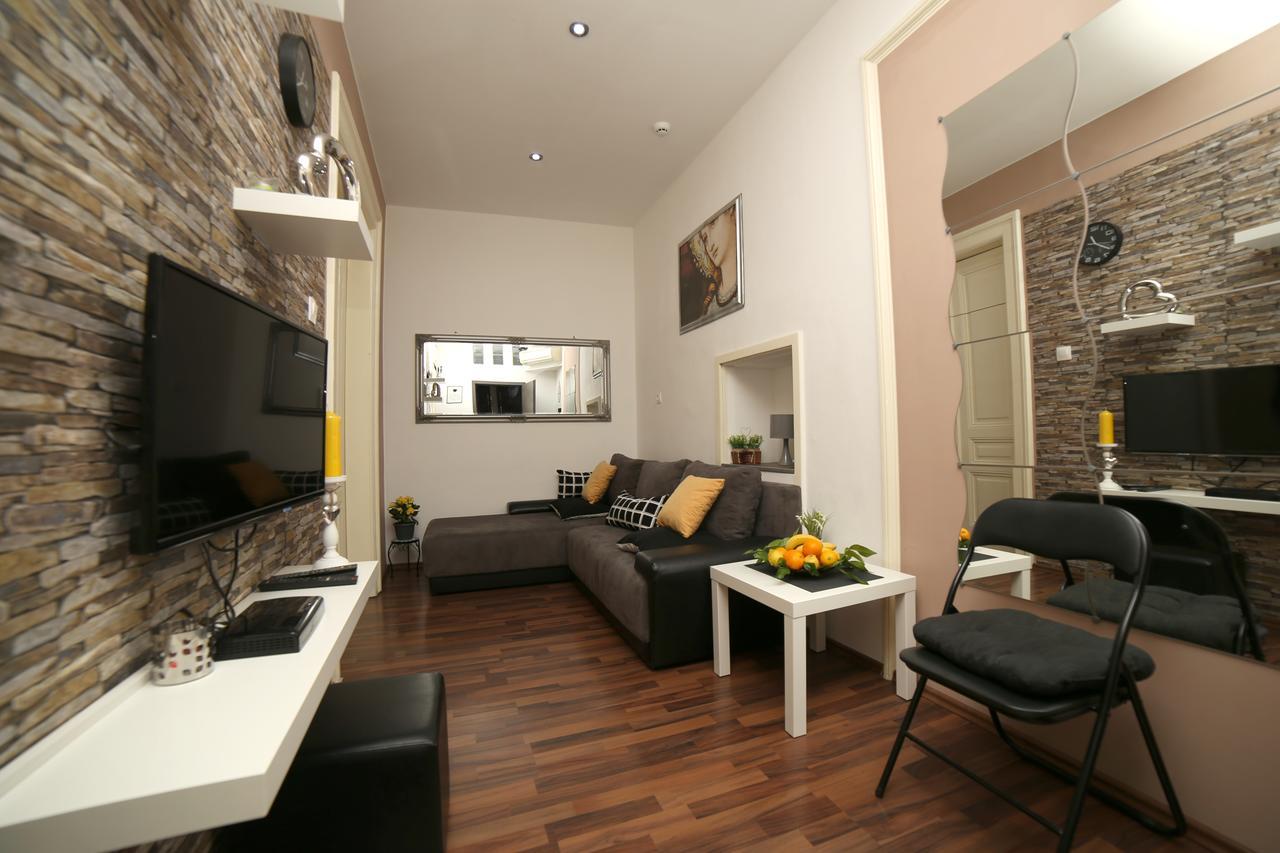 Subcastrum Apartments Pula Exterior photo